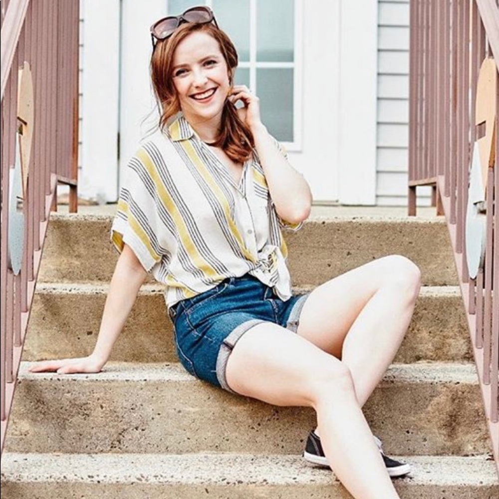 Magnolia Boutique Striped Shortsleeve Button Up
